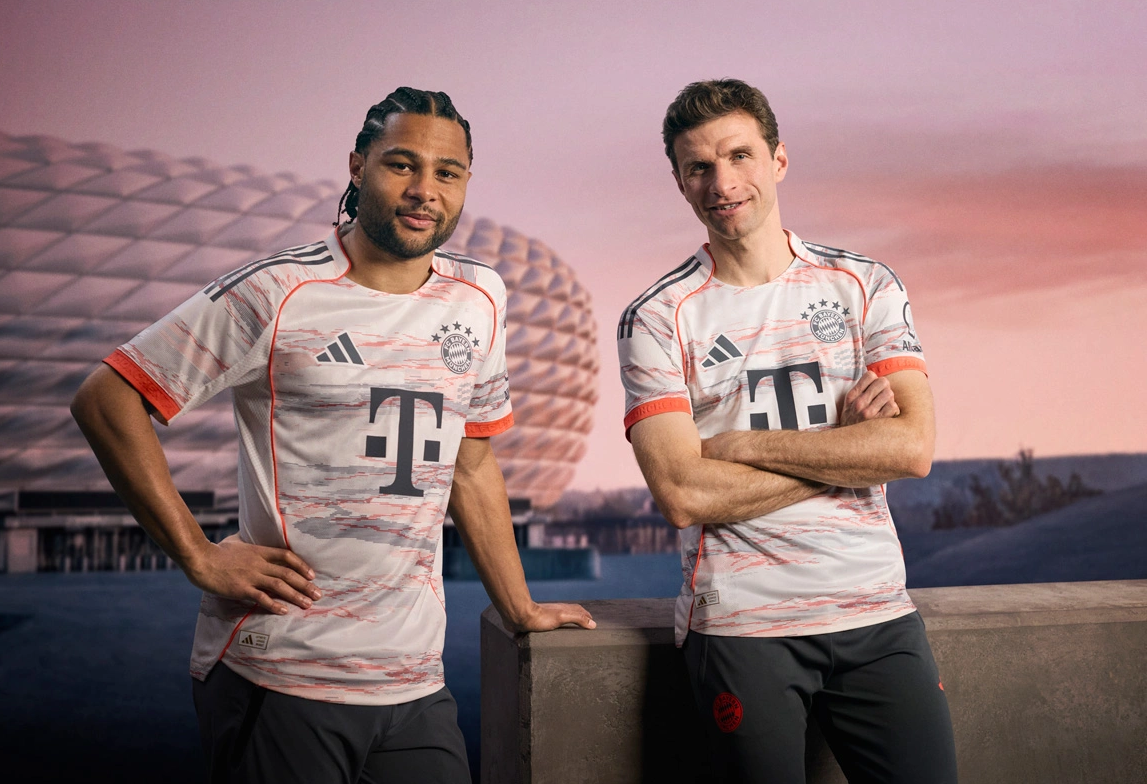 Willkommen: Das neue Auswärtstrikot des FC Bayern München